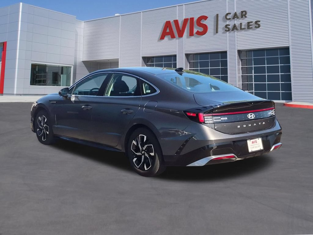 Used 2025 Hyundai Sonata SEL FWD image 9