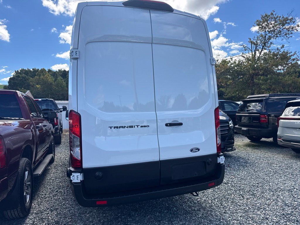 Used 2026 Ford Transit 350 148 High Roof Extended w/ Load Area Protection Package RWD image 4