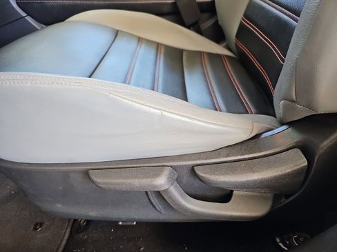 Used 2021 Nissan Kicks SR w/ SR Premium Package FWD image 33