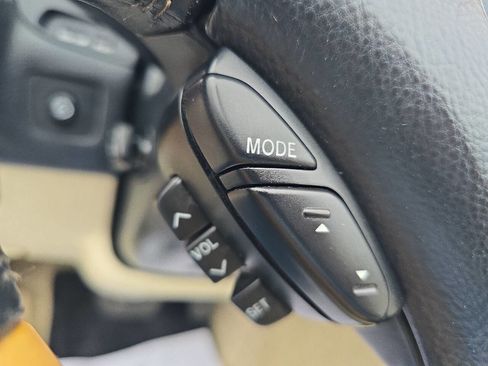 Used 2002 Lexus SC 430 Convertible image 42