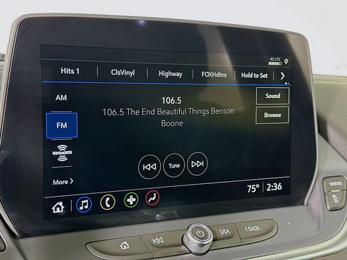 Used 2025 Chevrolet Blazer LT FWD image 21