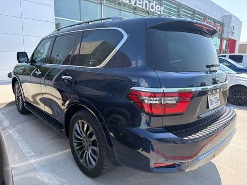 Used 2023 Nissan Armada Platinum w/ Captain's Chairs Package RWD image 10