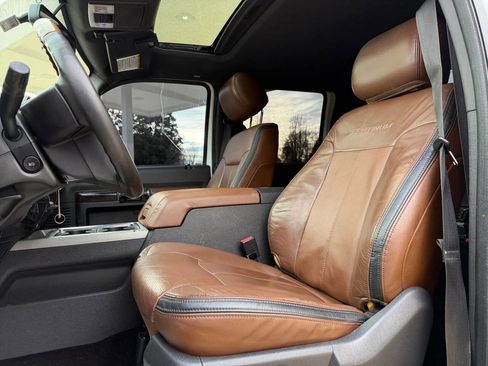 Used 2014 Ford F250 Platinum w/ FX4 Off-Road Package image 16