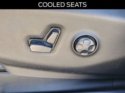 Used 2020 Chrysler Pacifica Limited w/ Advanced Safetytec Group image 15