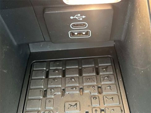 Used 2025 Lincoln Aviator 2WD image 28