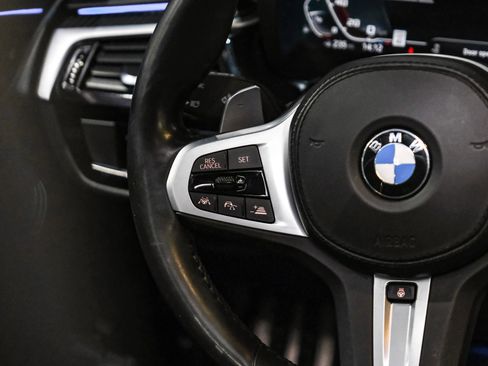 Used 2020 BMW M550i xDrive w/ Executive Package AWD/4WD image 19