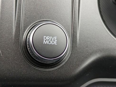 New 2026 Ford Explorer Active w/ Active Comfort Package image 28