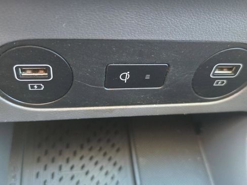 Used 2024 Hyundai Ioniq 5 SEL image 17