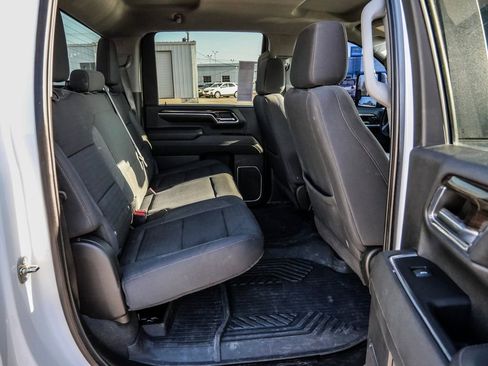 Used 2024 Chevrolet Silverado 2500 LT AWD/4WD image 19