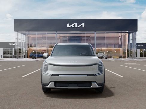 New 2026 Kia EV9 Light RWD image 2