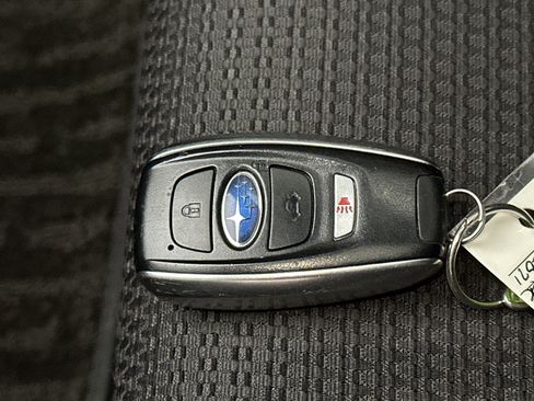 Used 2024 Subaru Outback Premium AWD/4WD image 39