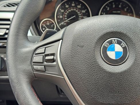 Used 2018 BMW 330i Sedan RWD image 19