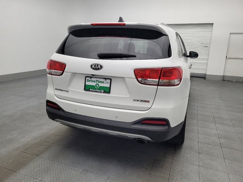 Used 2016 Kia Sorento EX FWD image 7