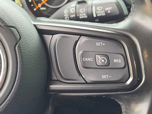 Used 2020 Jeep Wrangler Sport AWD/4WD image 22