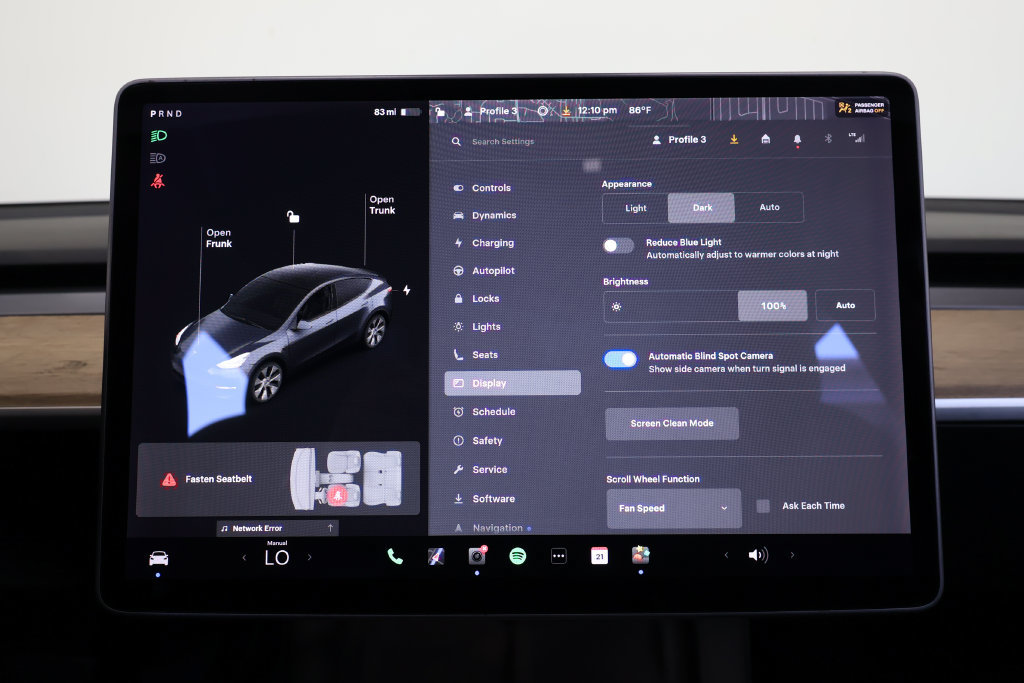 Used 2021 Tesla Model Y Long Range AWD/4WD image 35