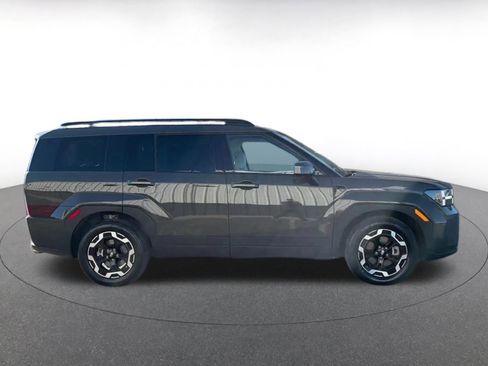 Used 2025 Hyundai Santa Fe SEL image 16