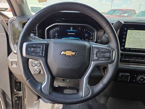 Used 2023 Chevrolet Silverado 1500 LT RWD image 19