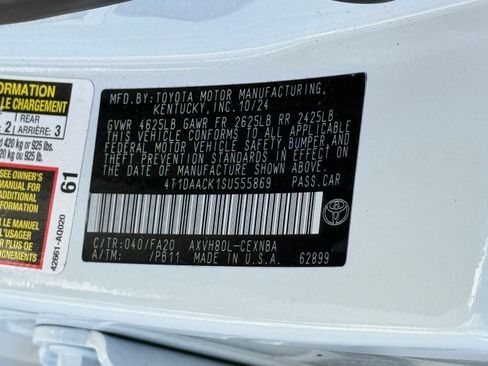 Used 2025 Toyota Camry LE image 22