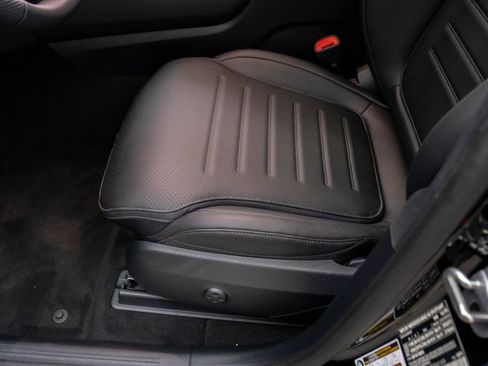 New 2026 Mercedes-Benz GLC 300 4MATIC image 19