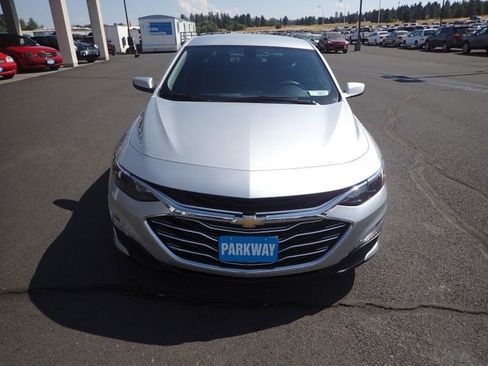 Used 2020 Chevrolet Malibu LT FWD image 8