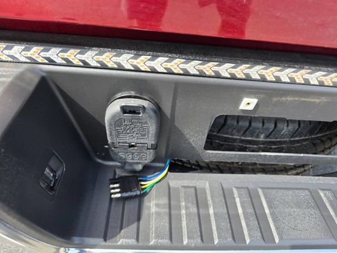 Used 2017 Chevrolet Silverado 1500 LT w/ All Star Edition image 33