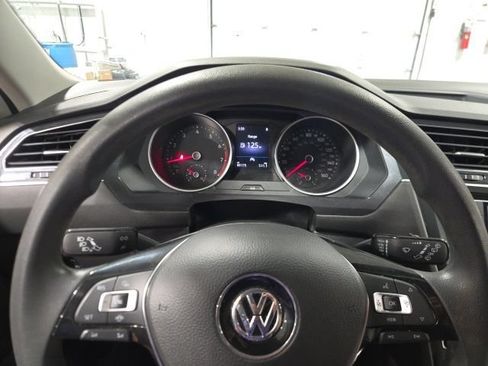 Used 2020 Volkswagen Tiguan S FWD image 16