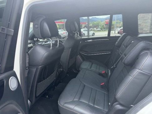 Used 2015 Mercedes-Benz GL 63 AMG 4MATIC image 21