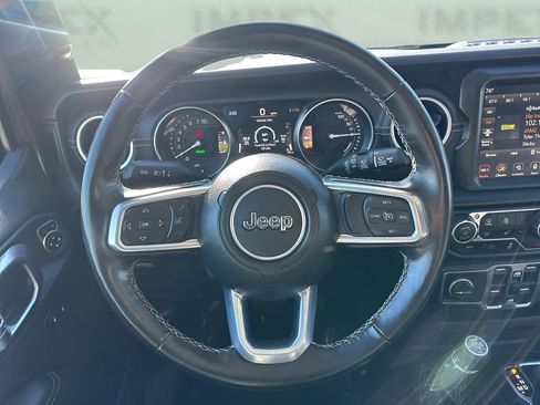 Used 2022 Jeep Wrangler Unlimited Sahara w/ Cold Weather Group image 12