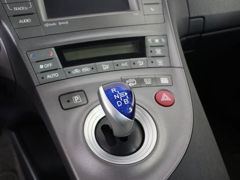 Used 2013 Toyota Prius Plug-In Hybrid image 16