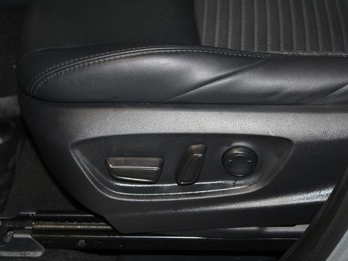 Used 2024 Toyota Corolla Cross AWD Hybrid w/ Convenience Package image 13
