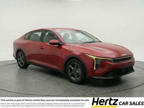 Used 2025 Kia K4 FWD image 1