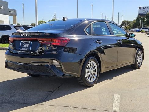 Certified 2023 Kia Forte LX image 5