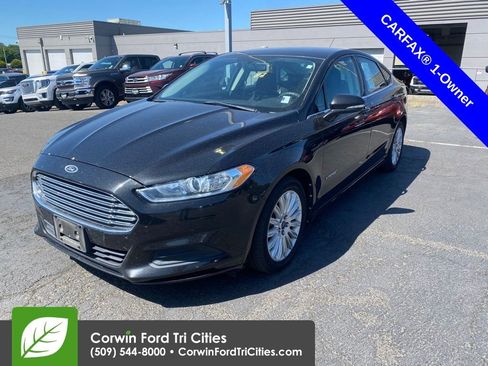 Used 2013 Ford Fusion SE FWD image 1