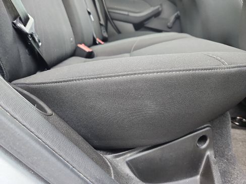 Used 2016 Ford Focus S image 30