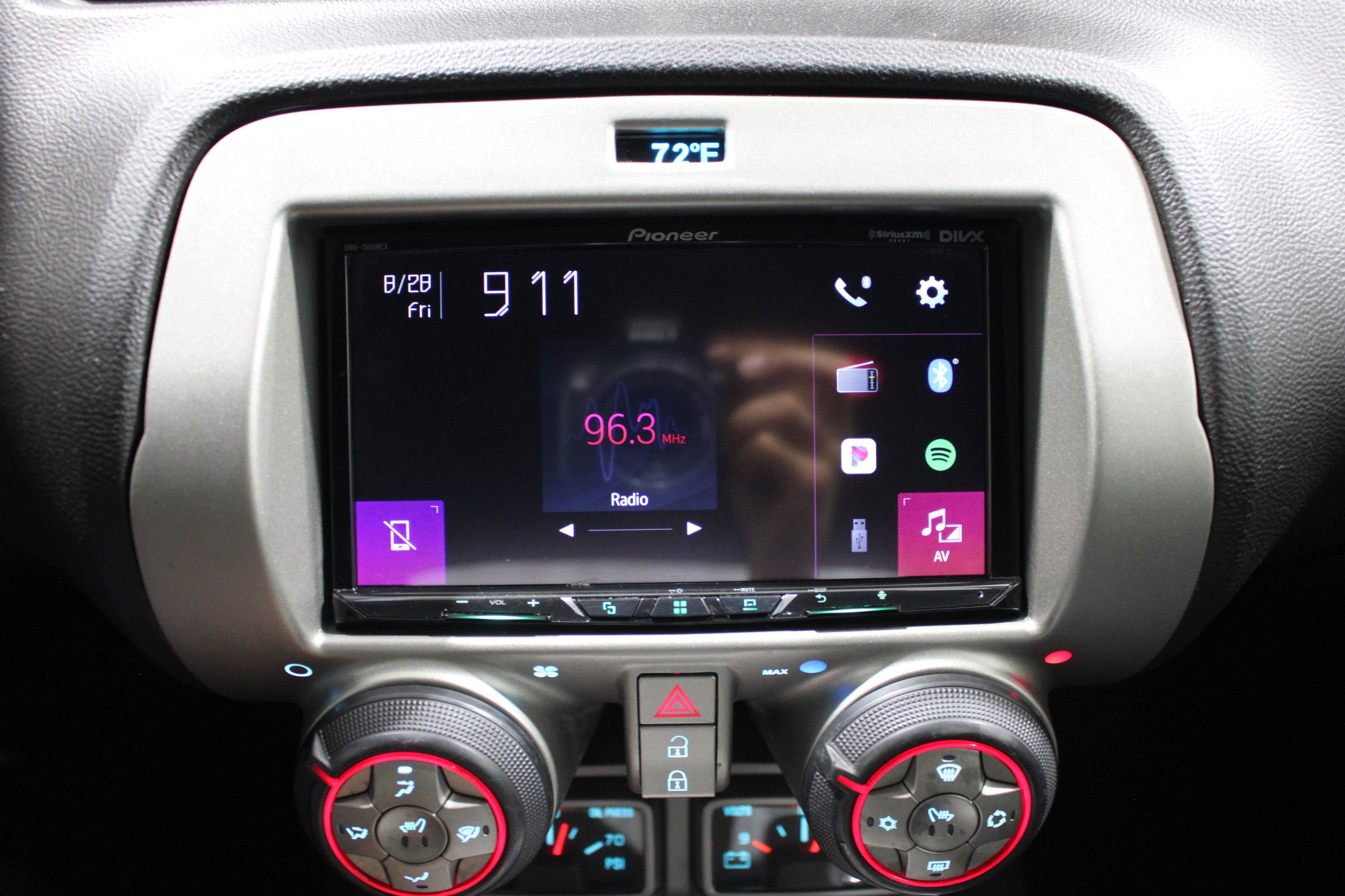 Used 2010 Chevrolet Camaro SS RWD image 15