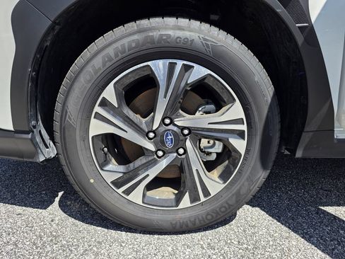 Certified 2025 Subaru Crosstrek 2.5i Premium AWD/4WD image 29