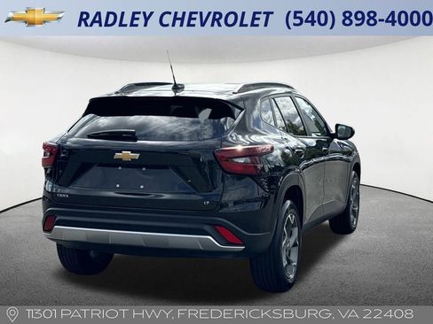 Certified 2024 Chevrolet Trax LT image 5
