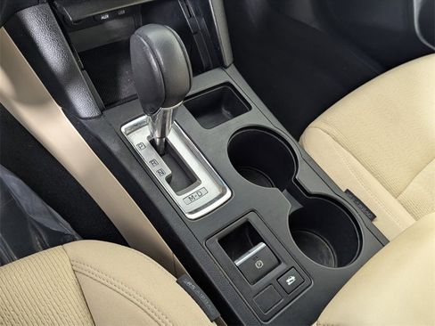 Used 2018 Subaru Legacy 2.5i Premium w/ Moonroof Package image 21