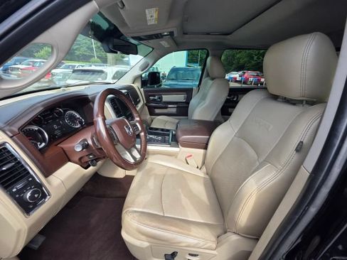 Used 2013 RAM 1500 Laramie w/ Convenience Group AWD/4WD image 12