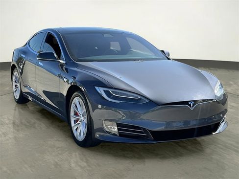 Used 2018 Tesla Model S 75D image 13