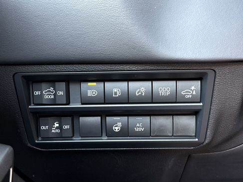 New 2026 Toyota Tundra Platinum image 21