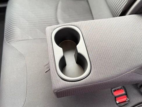 Used 2021 Toyota Prius Prime LE image 7