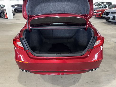 Used 2019 Honda Accord Touring image 13