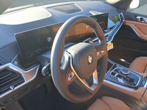 Used 2026 BMW X5 sDrive40i w/ Parking Assistance Package RWD image 4