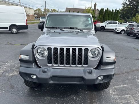 Used 2020 Jeep Gladiator Sport w/ Quick Order Package 24S image 42