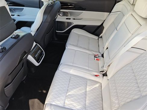 New 2026 Lincoln Nautilus Black Label w/ Jet Appearance Package image 28