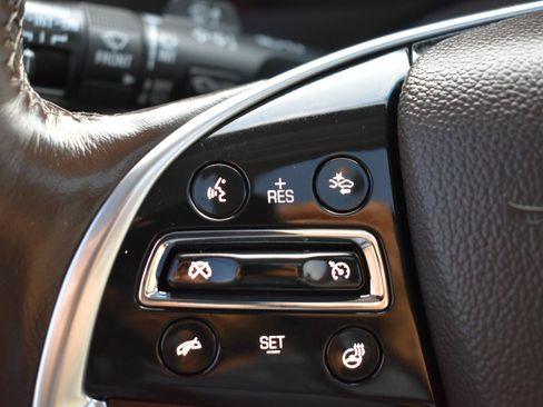 Used 2017 Cadillac Escalade Luxury AWD/4WD image 15