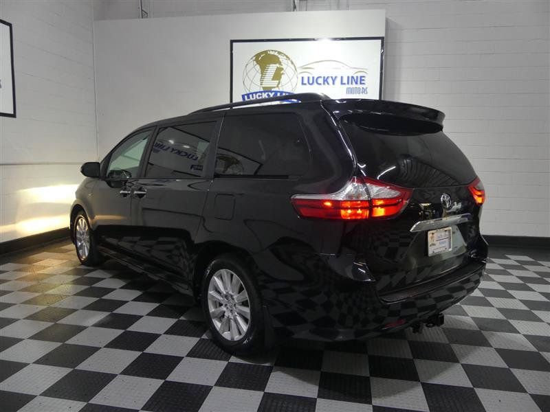 Used 2017 Toyota Sienna Limited Premium AWD/4WD image 10