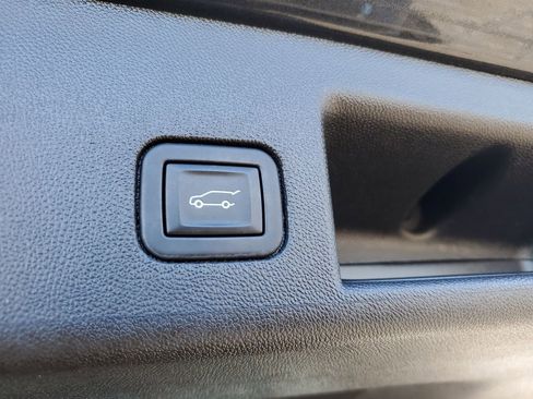 Certified 2023 Chevrolet Equinox RS w/ RS Leather Package image 38