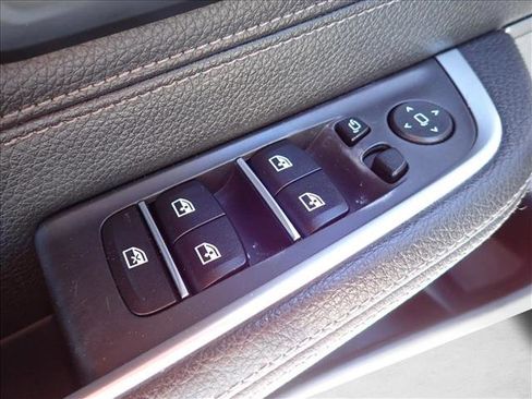 Used 2018 BMW 640i Gran Turismo xDrive w/ M Sport Package image 17